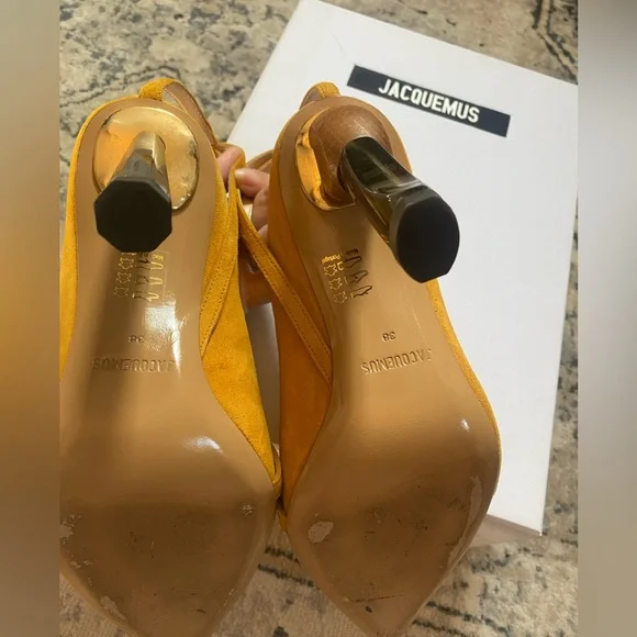 Authentic Jacquemus Les Chaussures Faya Pumps in Mustard Sueded - Picture 3 of 3